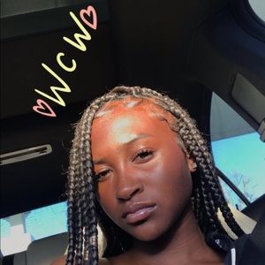 Meet your Posher, Jordyn